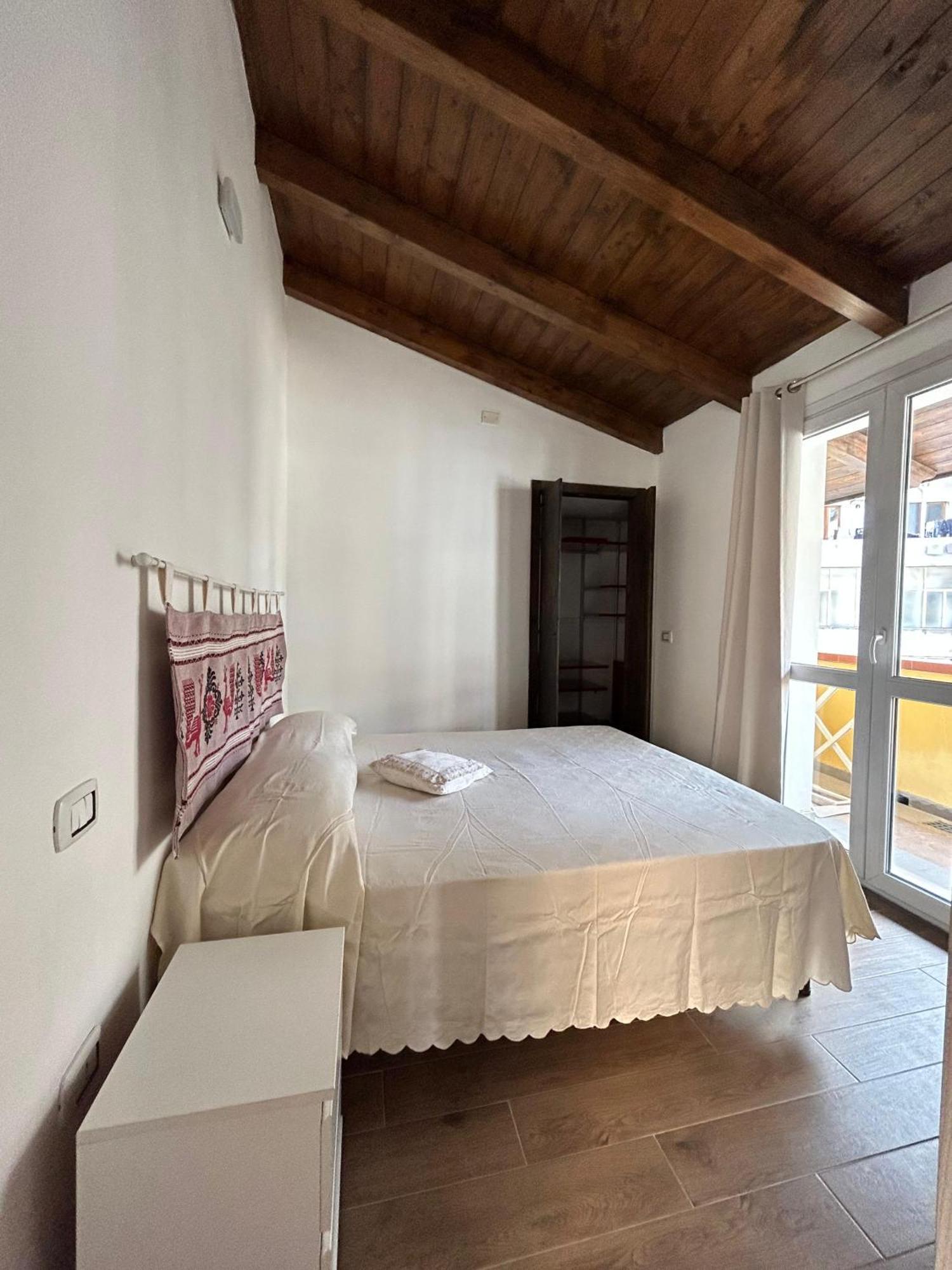 Appartamento Con Terrazzo Privato E Netflix Cagliari Exterior photo