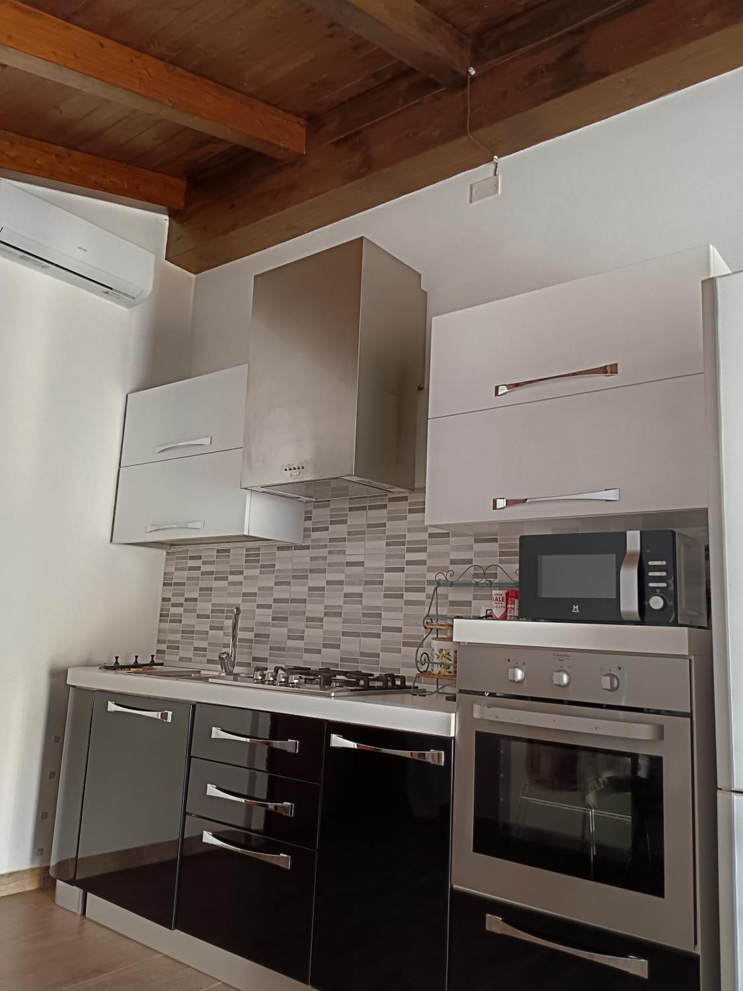 Appartamento Con Terrazzo Privato E Netflix Cagliari Exterior photo